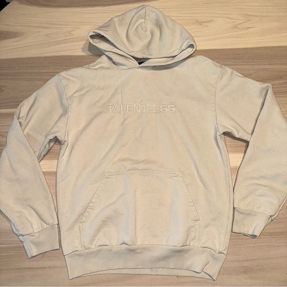 NWOT TALENTLESS Men’s Circle Logo Embroidered Hoodie Unisex size Large - Picture 1 of 8